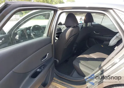 2024 Hyundai Elantra Sel z USA, uszkodzony, nr VIN KMHLS4DG9RU828572